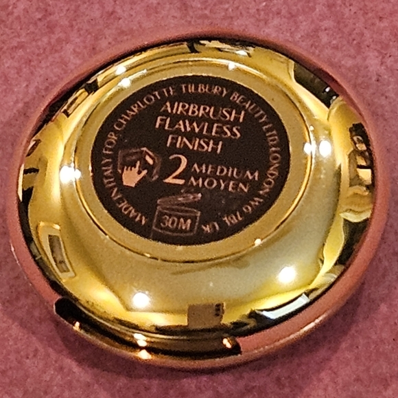 Charlotte Tilbury Airbrush Flawless Finish Micro Powder (02 Medium ) Mini 0.8g - Picture 5 of 5
